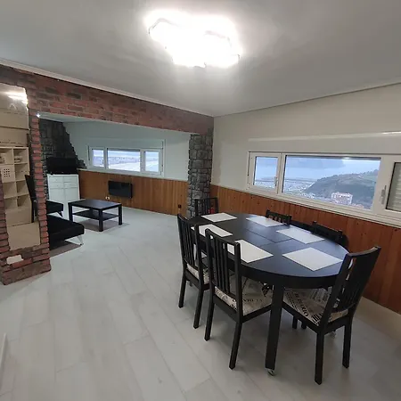 Torre De 9-3 Apartment
