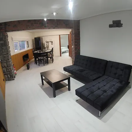 Torre De 9-3 Apartment