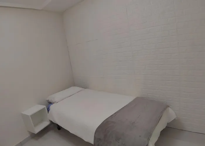 아파트 Torre De 9-3 라레도